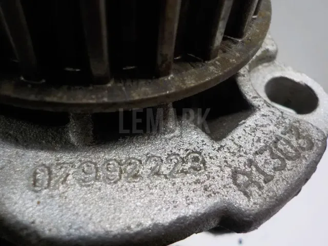 Насос водяной (помпа) для  Audi A3 [8PA] Sportback 2004-2013