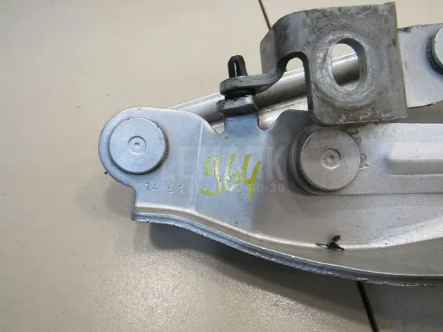 Петля капота правая для  Audi A6 [C6,4F] 2004-2011