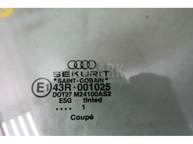Стекло двери передней правой (форточка) для  Audi A4 [B9] 2015