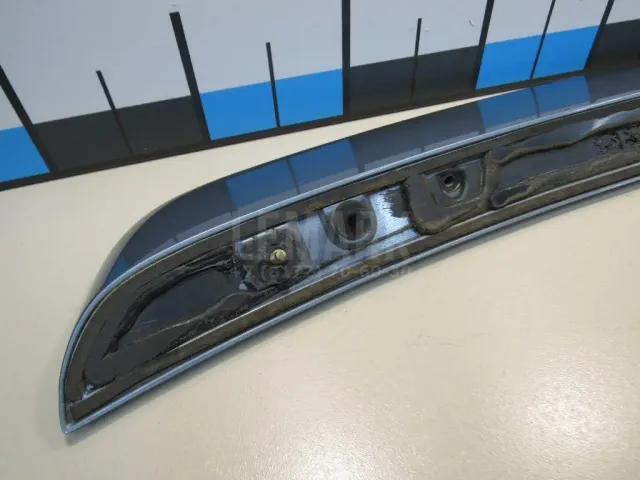 Спойлер (дефлектор) багажника для  Chevrolet Suburban 2006-2014