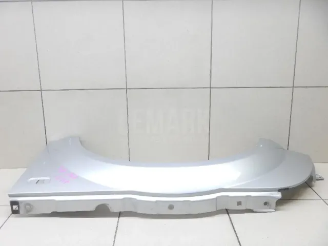 Крыло переднее левое для  GM Oldsmobil Aurora 1995-2003