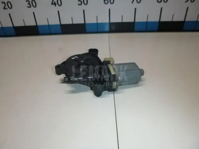 Моторчик стеклоподъемника для  Ford Kuga 2008-2012