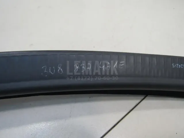 Уплотнитель двери для  Haima 3 2007-2013