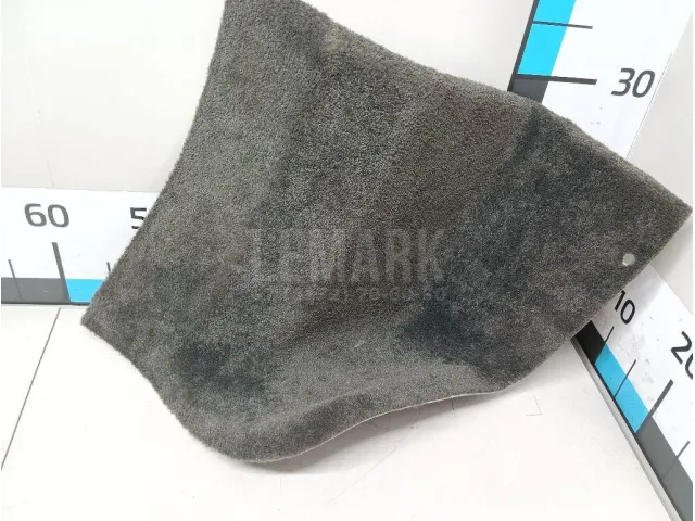 Обшивка багажника
