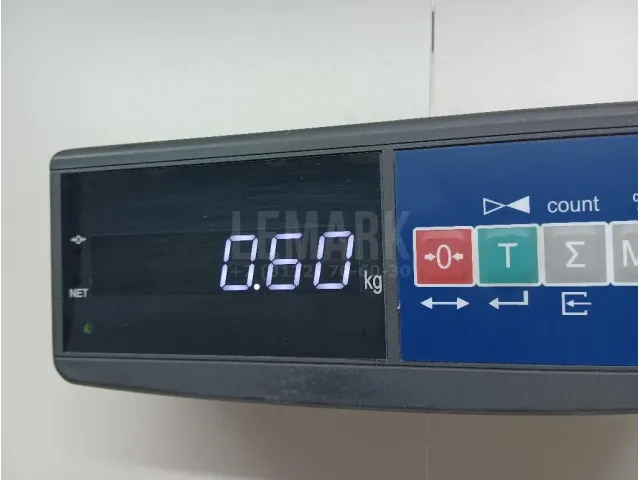 Кронштейн решетки радиатора