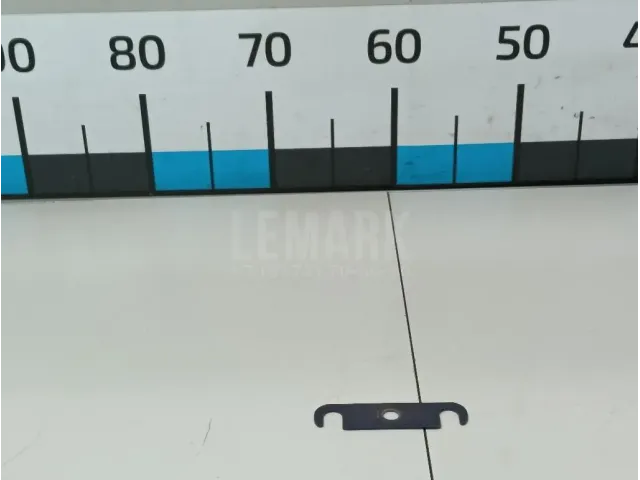 Крепеж