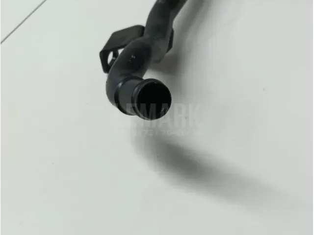 Трубка системы охлаждения