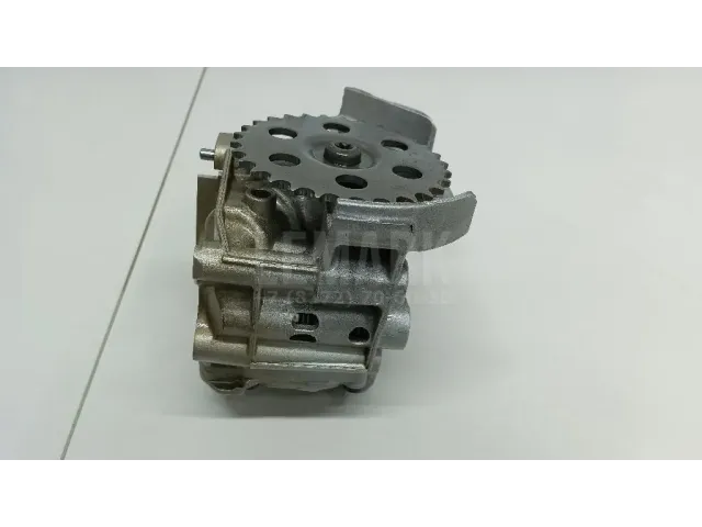 Насос масляный