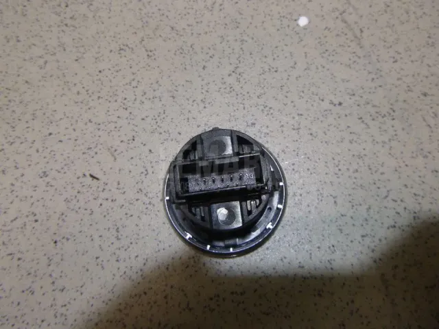 Кнопка запуска двигателя для  BMW 3-serie F30/F31/F80 2011-2020