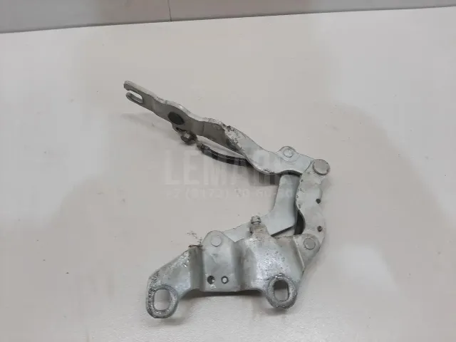 Петля капота левая для  Dodge Journey 2008-2020