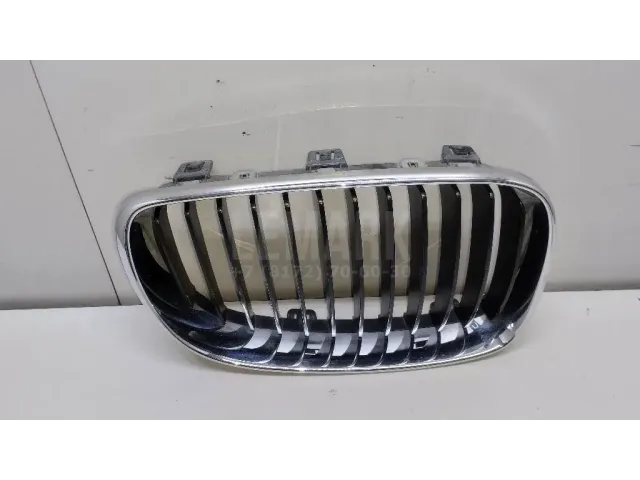 Решетка радиатора правая для  Cadillac Escalade IV 2014-2020