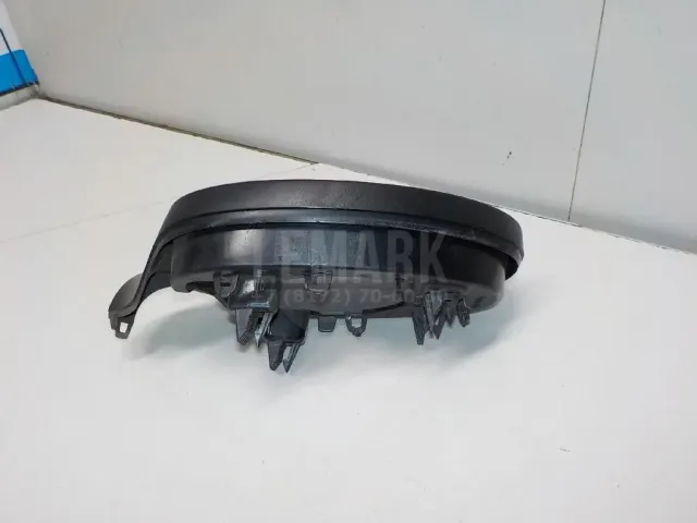 Рамка зеркала левого для  Chevrolet Suburban 2014-2020