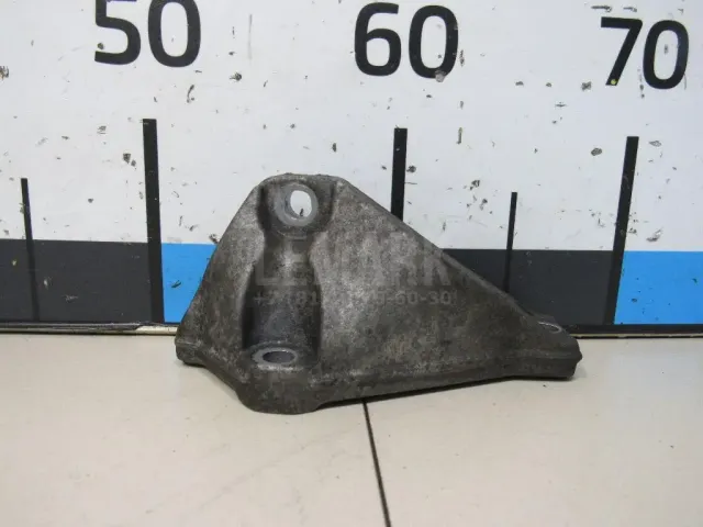 Кронштейн ТНВД
