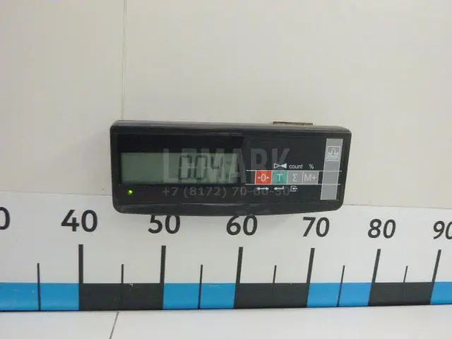 Лючок локера для  BMW 1-serie E87/E81 2004-2011