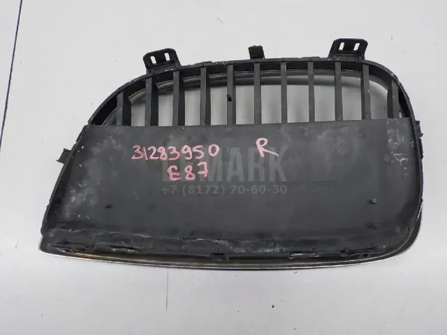 Решетка радиатора правая для  Audi A4 [B5] 1994-2001
