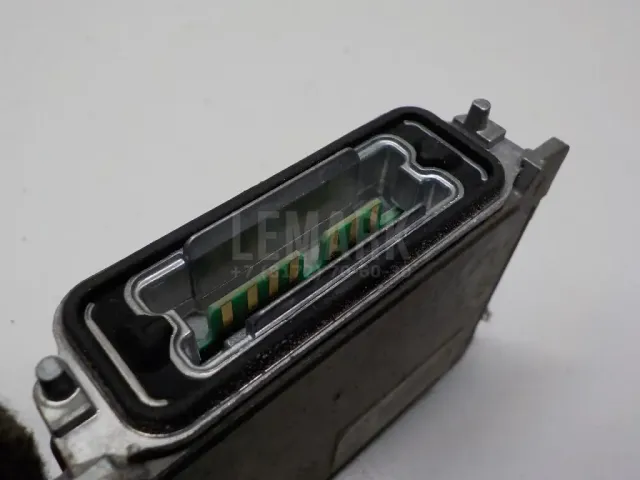 Блок ксеноновой лампы для  BMW 5-serie G30/G31/F90 2017-2023