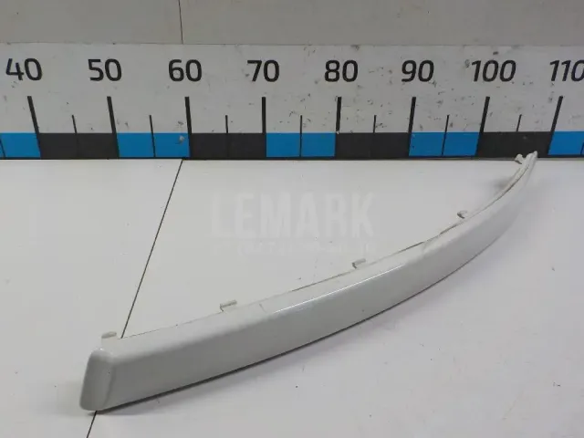 Накладка переднего бампера левая