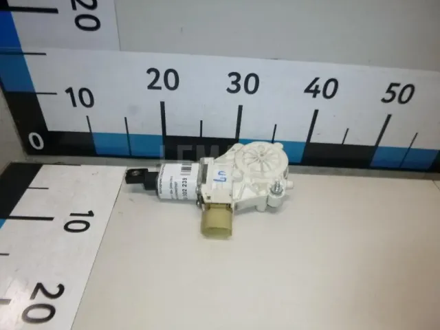 Моторчик стеклоподъемника