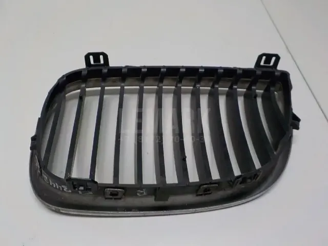 Решетка радиатора правая для  Fiat Panda 2003-2012