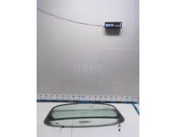 Стекло двери багажника