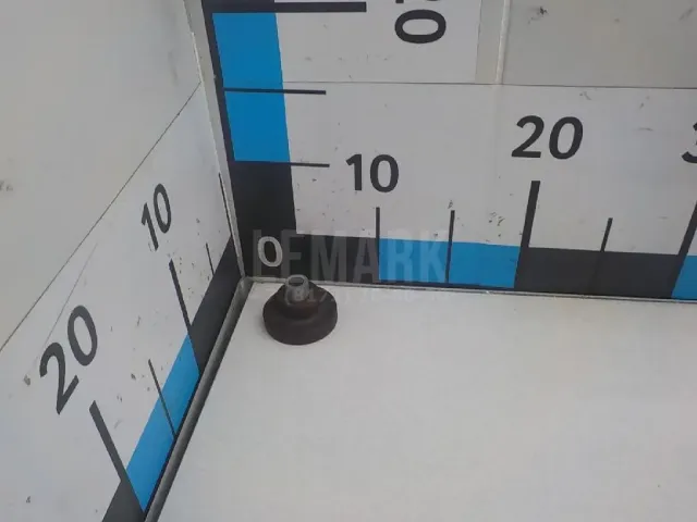 Втулка заднего амортизатора