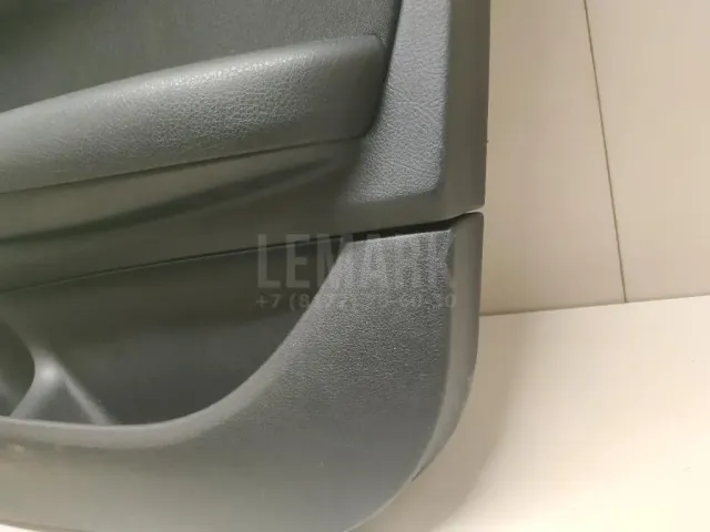 Обшивка двери передней правой для  Chevrolet Corvette (C6) 2004-2014