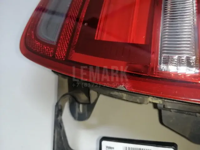 Фонарь задний левый для  Ford Fusion 2002-2012