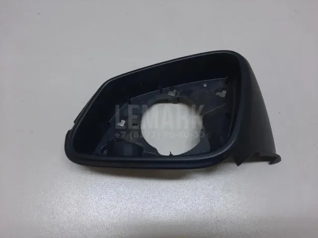 Рамка зеркала левого для  BMW 5-serie G30/G31/F90 2017-2023