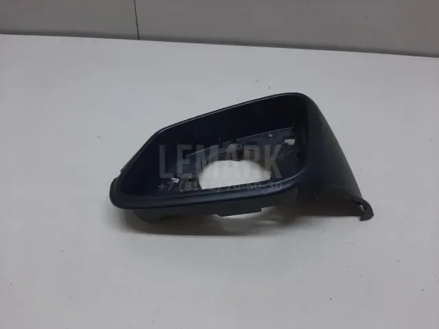 Рамка зеркала левого для  BMW 5-serie G30/G31/F90 2017-2023