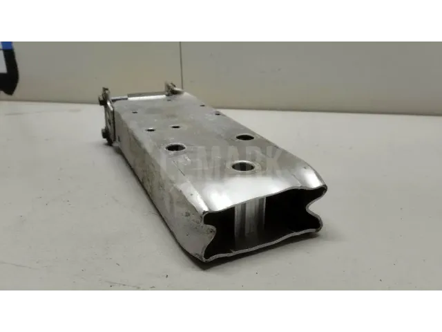 Кронштейн усилителя переднего бампера правый для  Exeed RX / Yaoguang (T22) 2023