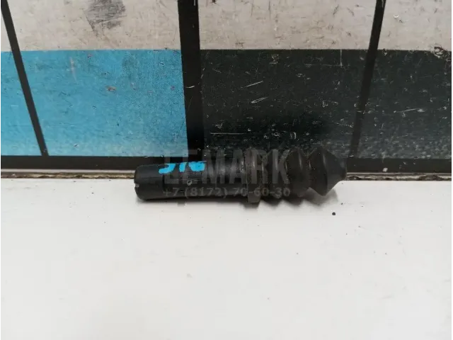 Замок лючка бензобака