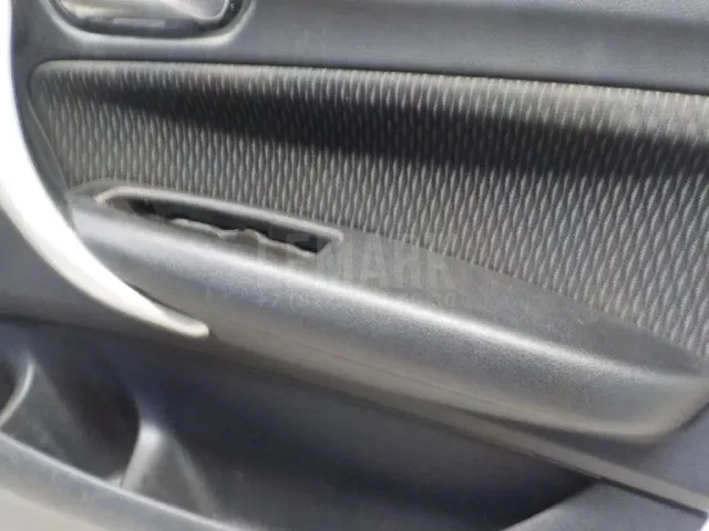 Обшивка двери передней правой для  Citroen Jumper 230 1994-2002