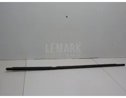 Накладка стекла заднего правого