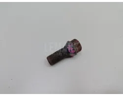 Болт колесный
