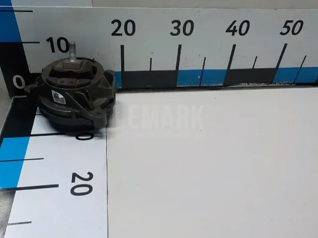 Опора двигателя левая