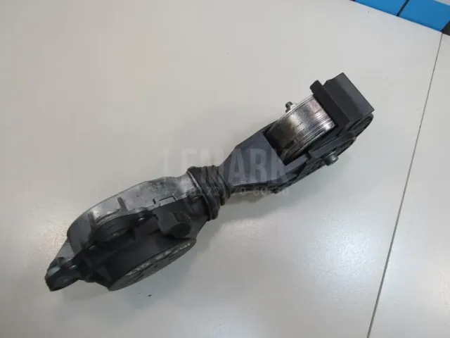 Ролик руч.ремня с кронштейном для  Chevrolet Tahoe II 2000-2006