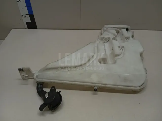 Бачок омывателя лобового стекла для  BMW 7-serie E65/E66 2001-2008