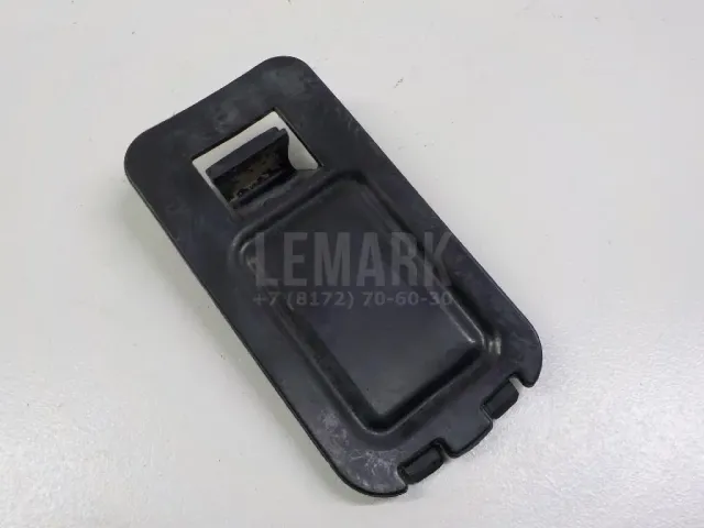 Лючок локера для  BMW 7-serie E65/E66 2001-2008