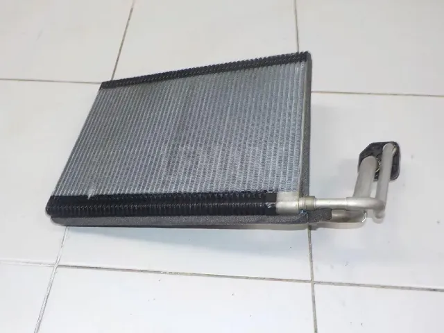Испаритель кондиционера для  BMW 2-serie F22/F23/F87 2013-2020