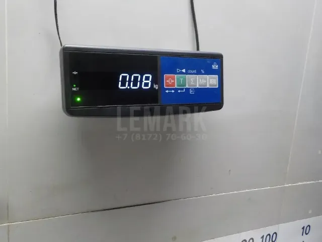 Кронштейн фар правый для  GM GMC Yukon 2020