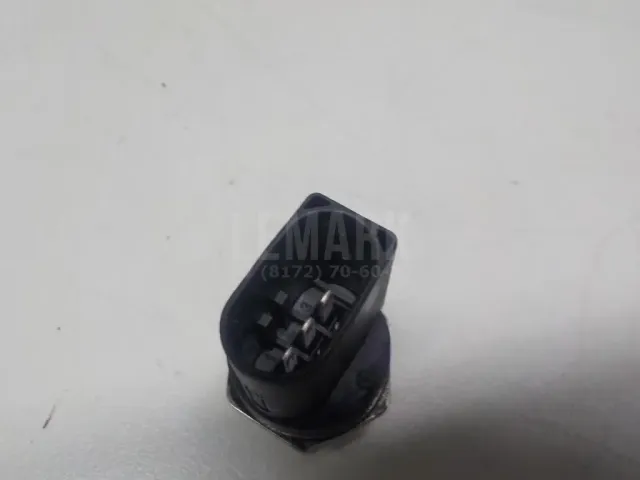 Датчик давления топлива