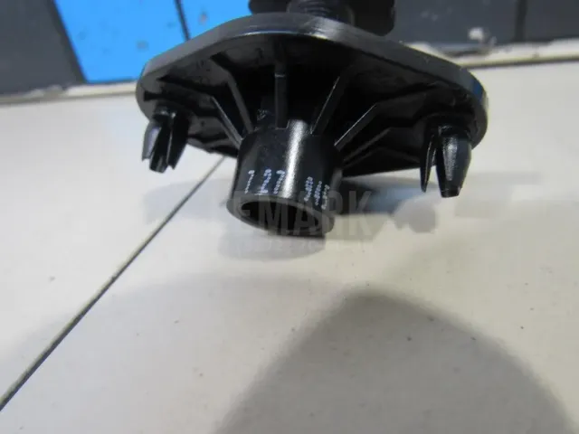 Отбойник крышки багажника для  Audi