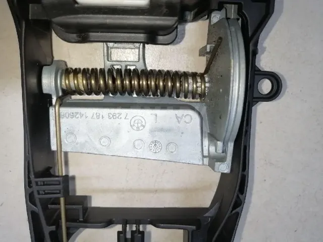 Кронштейн ручки для  Geely Emgrand EC7 (FE-1/2) 2011-2016
