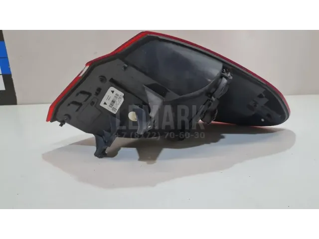 Фонарь задний наружный левый для  Citroen C3 2002-2009