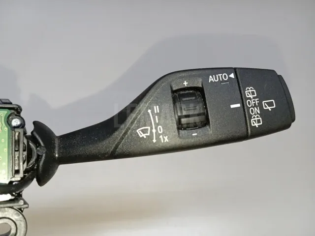 Переключатель подрулевой в сборе для  Daihatsu Mira 2006-2018