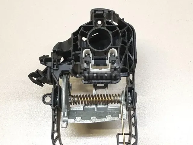 Кронштейн ручки для  Honda Accord VII 2003-2008