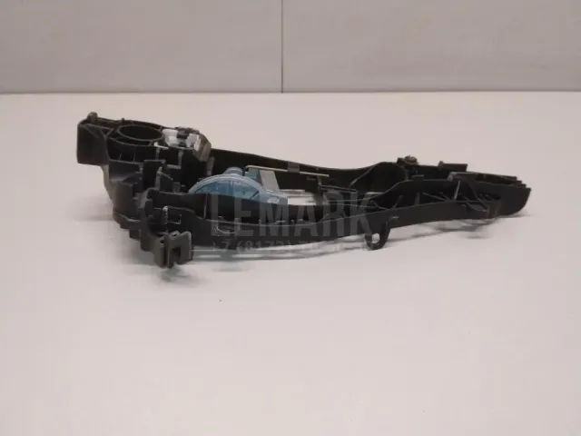 Кронштейн ручки для  Chrysler Crossfire 2003-2008