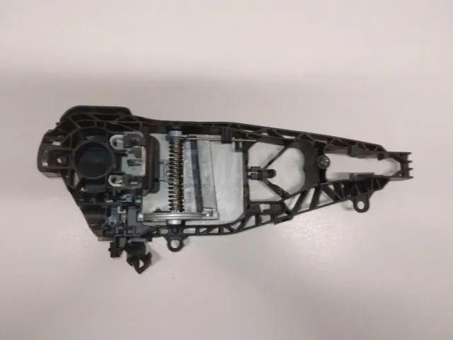 Кронштейн ручки для  Chrysler Crossfire 2003-2008