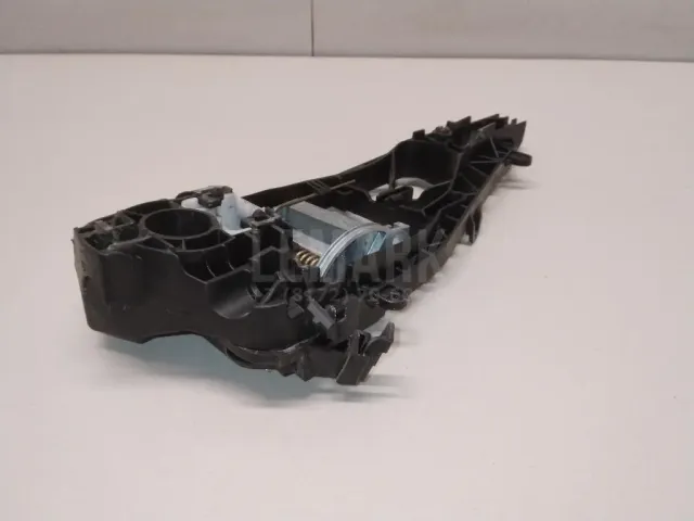 Кронштейн ручки для  Chrysler Crossfire 2003-2008