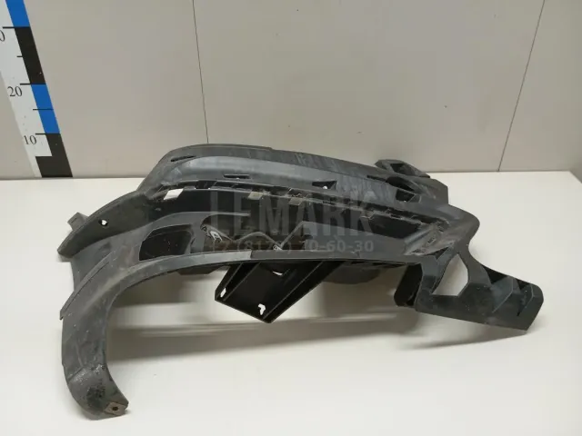 Кронштейн переднего бампера правый для  BMW X2 F39 2018-2023
